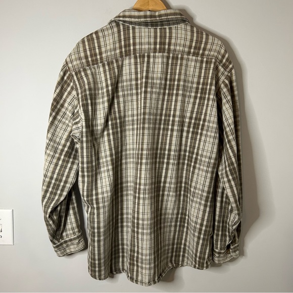 Carhartt Vintage Men’s Plaid Flannel Button Down - Picture 4 of 4